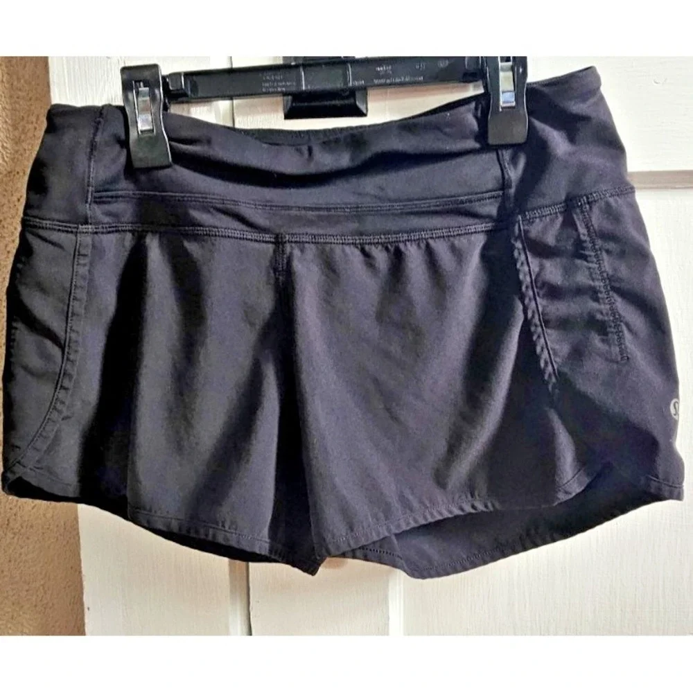 Lululemon Run Times‎ shorts zippered pockets on the back Sz 6